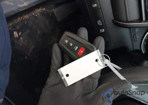 2020 Toyota Camry Le Awd z USA, uszkodzony, nr VIN 4T1L11BK6LU002083